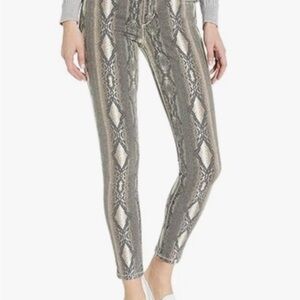 New without tags Joe's Jeans The Icon Snake Pattern Denim size 25 Strechy